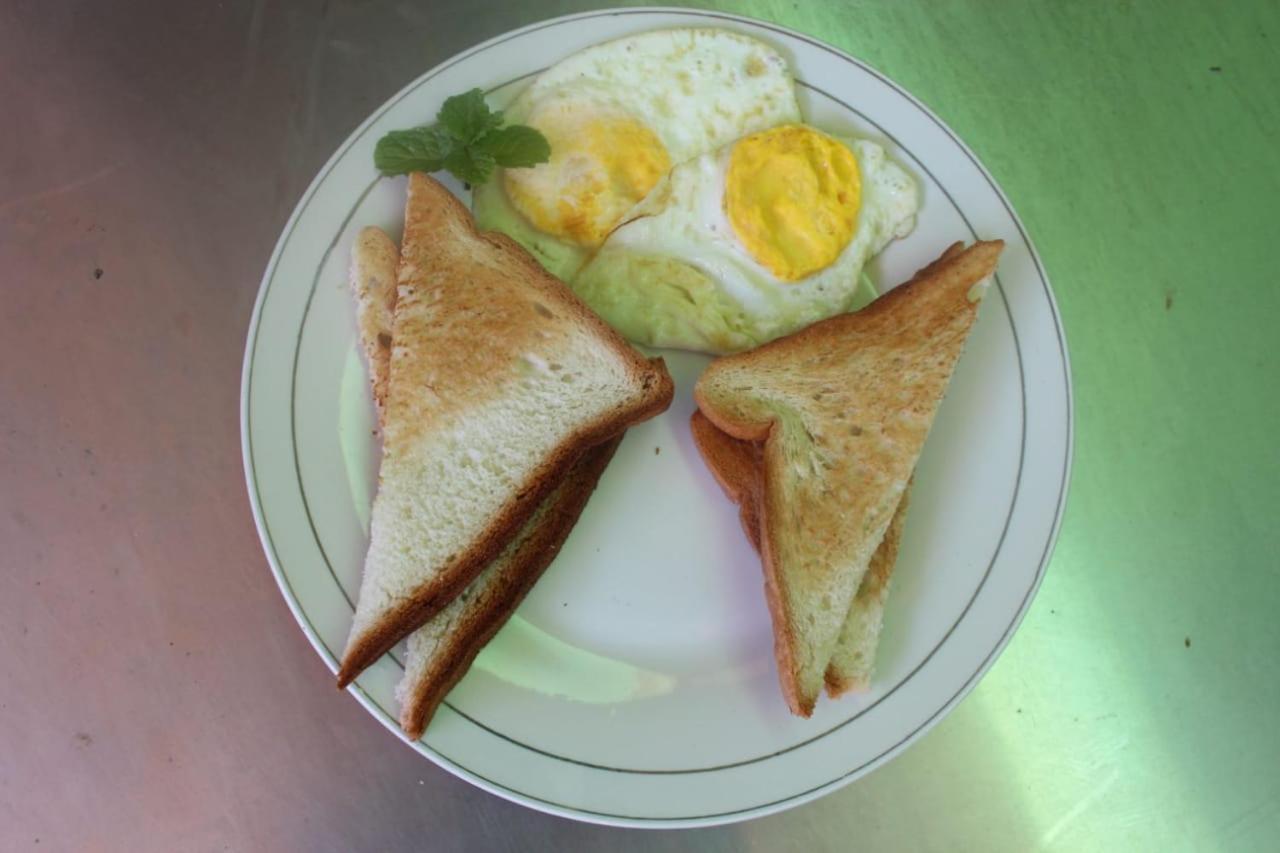 Simpang Hostel Kuta  Экстерьер фото