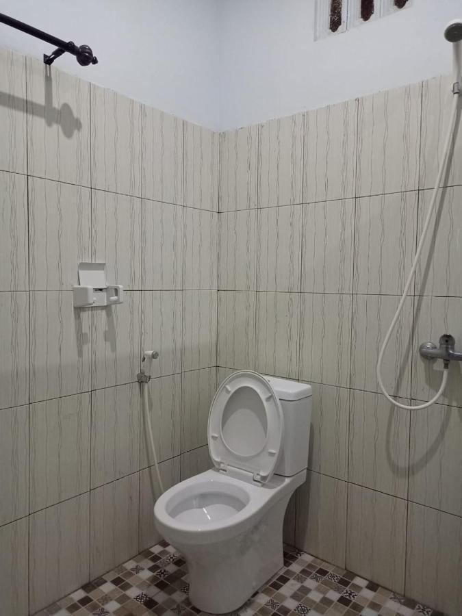 Simpang Hostel Kuta  Экстерьер фото