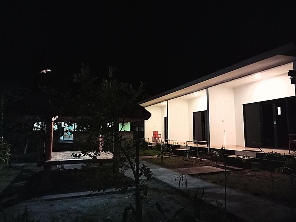 Simpang Hostel Kuta  Экстерьер фото